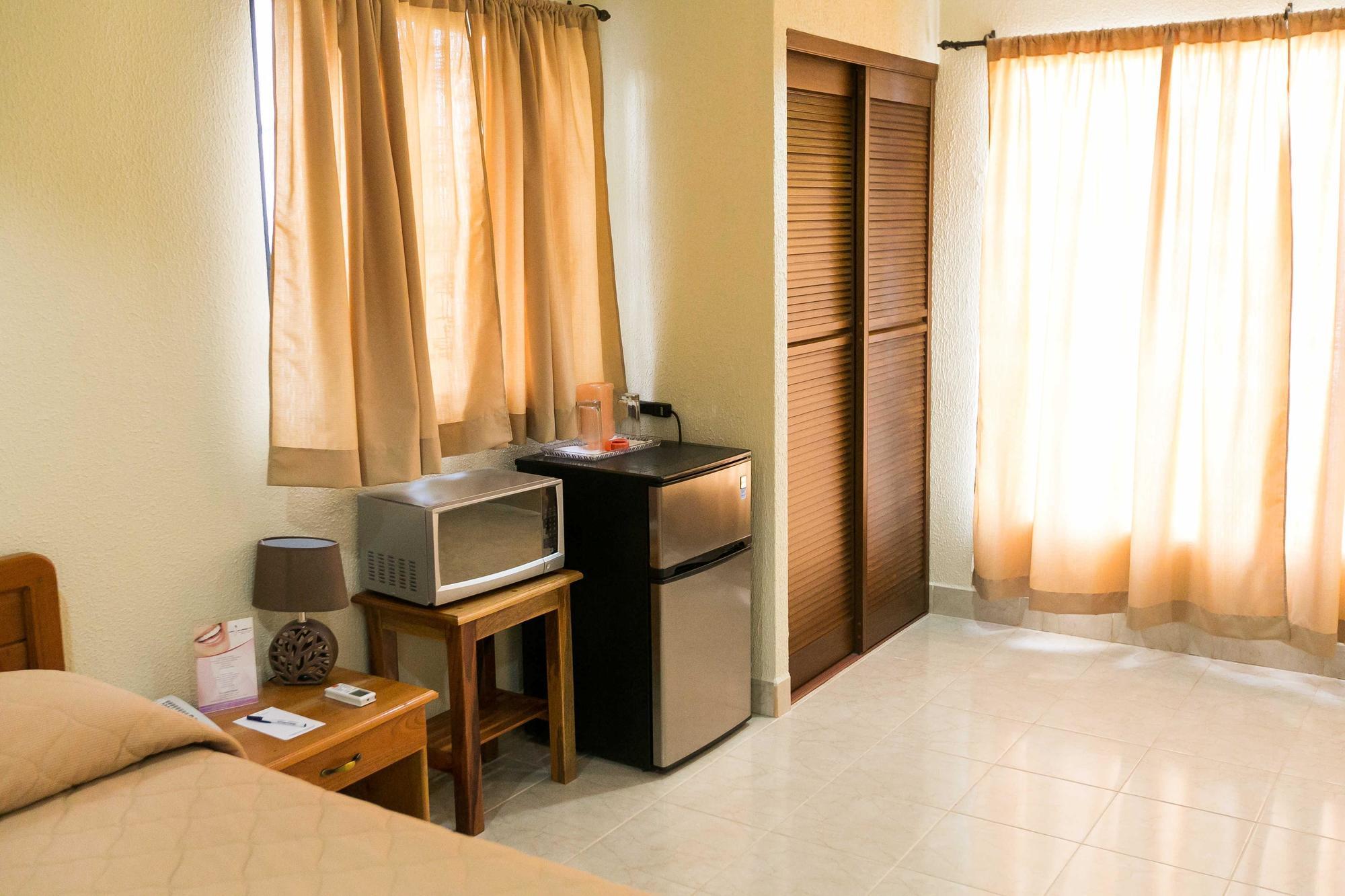 Hotel Mansion Teodolinda Managua Exterior photo